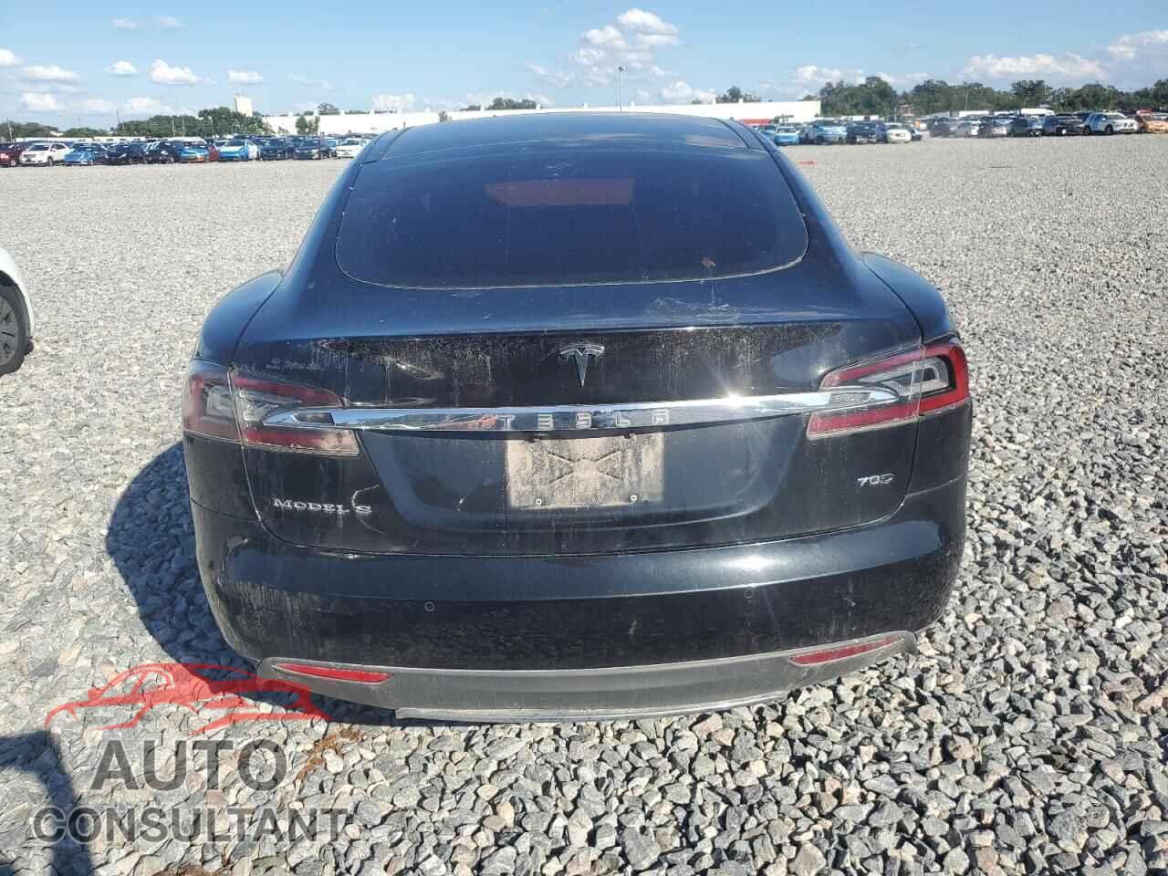 TESLA MODEL S 2015 - 5YJSA1E21FF115013