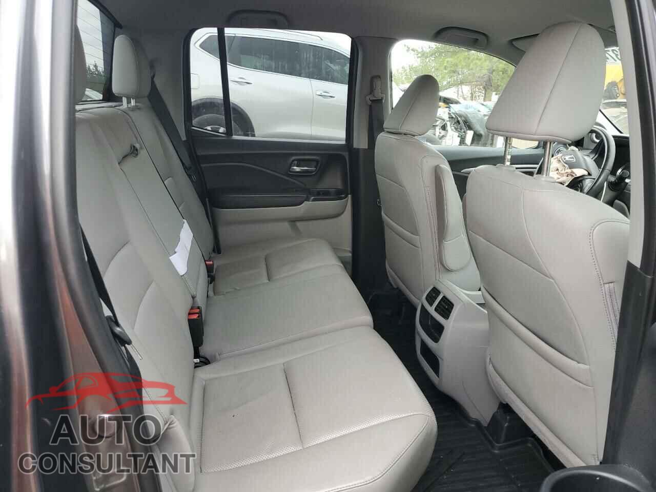 HONDA RIDGELINE 2017 - 5FPYK2F62HB010618