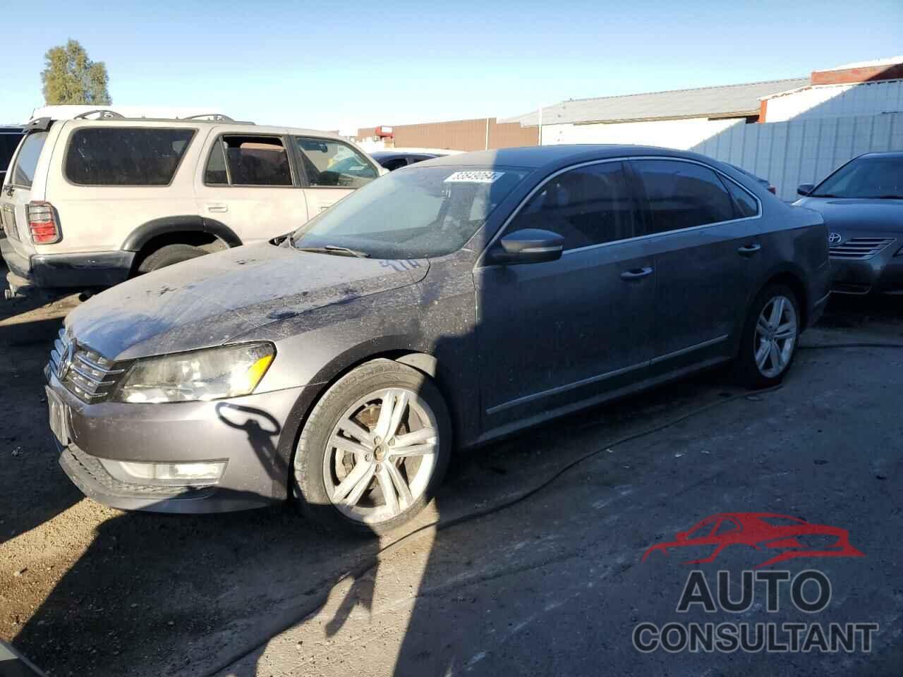 VOLKSWAGEN PASSAT 2014 - 1VWCN7A30EC062517