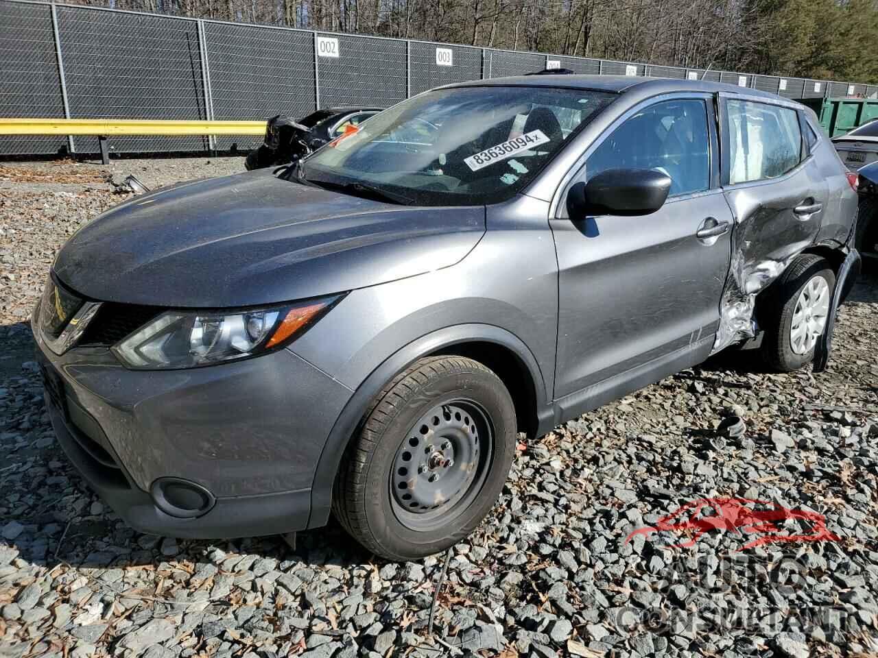 NISSAN ROGUE 2018 - JN1BJ1CP9JW500034