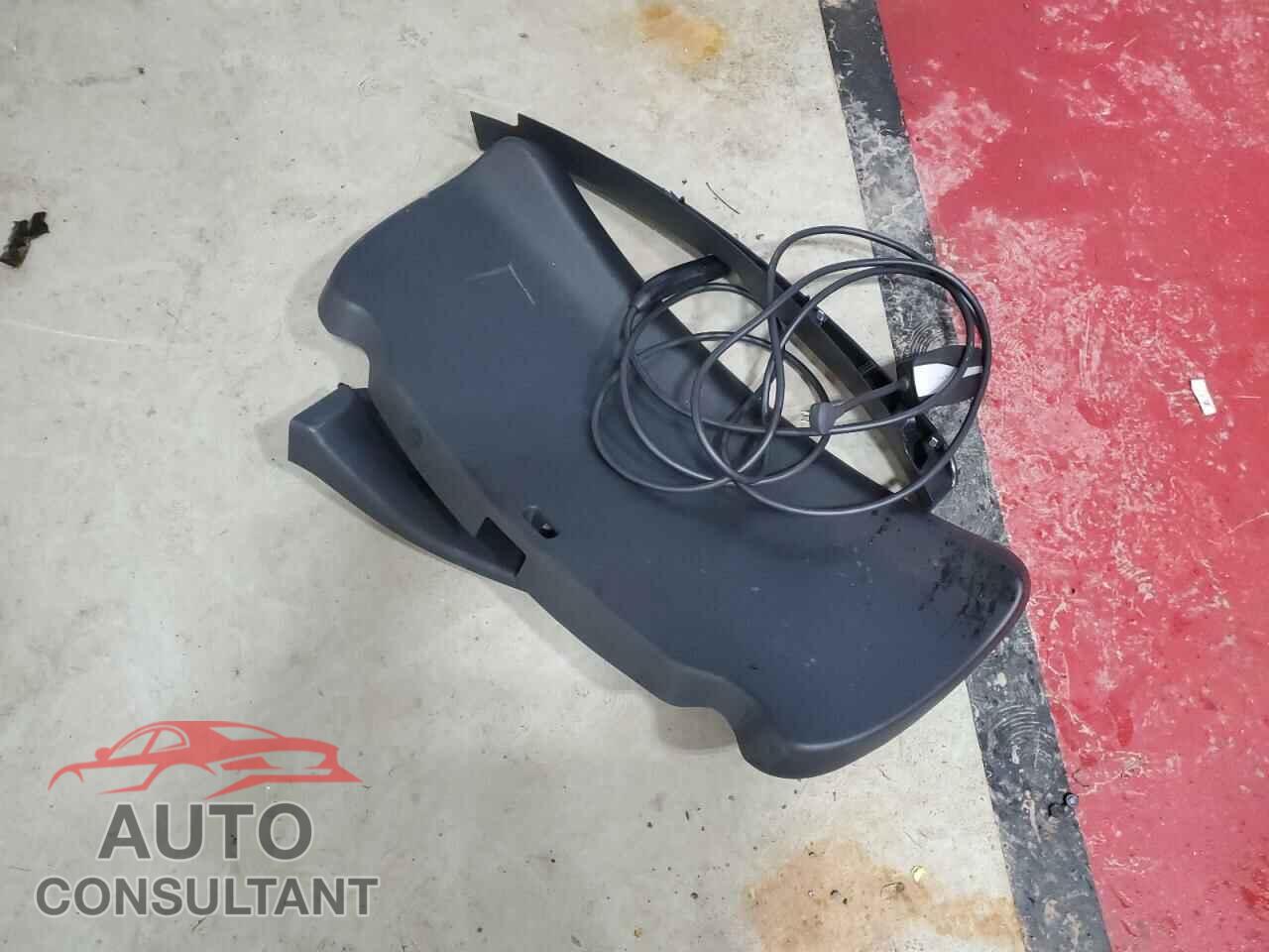 TESLA MODEL 3 2023 - 5YJ3E1EA2PF439315