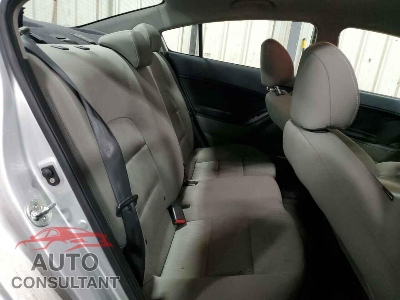 KIA FORTE 2015 - KNAFK4A67F5371809