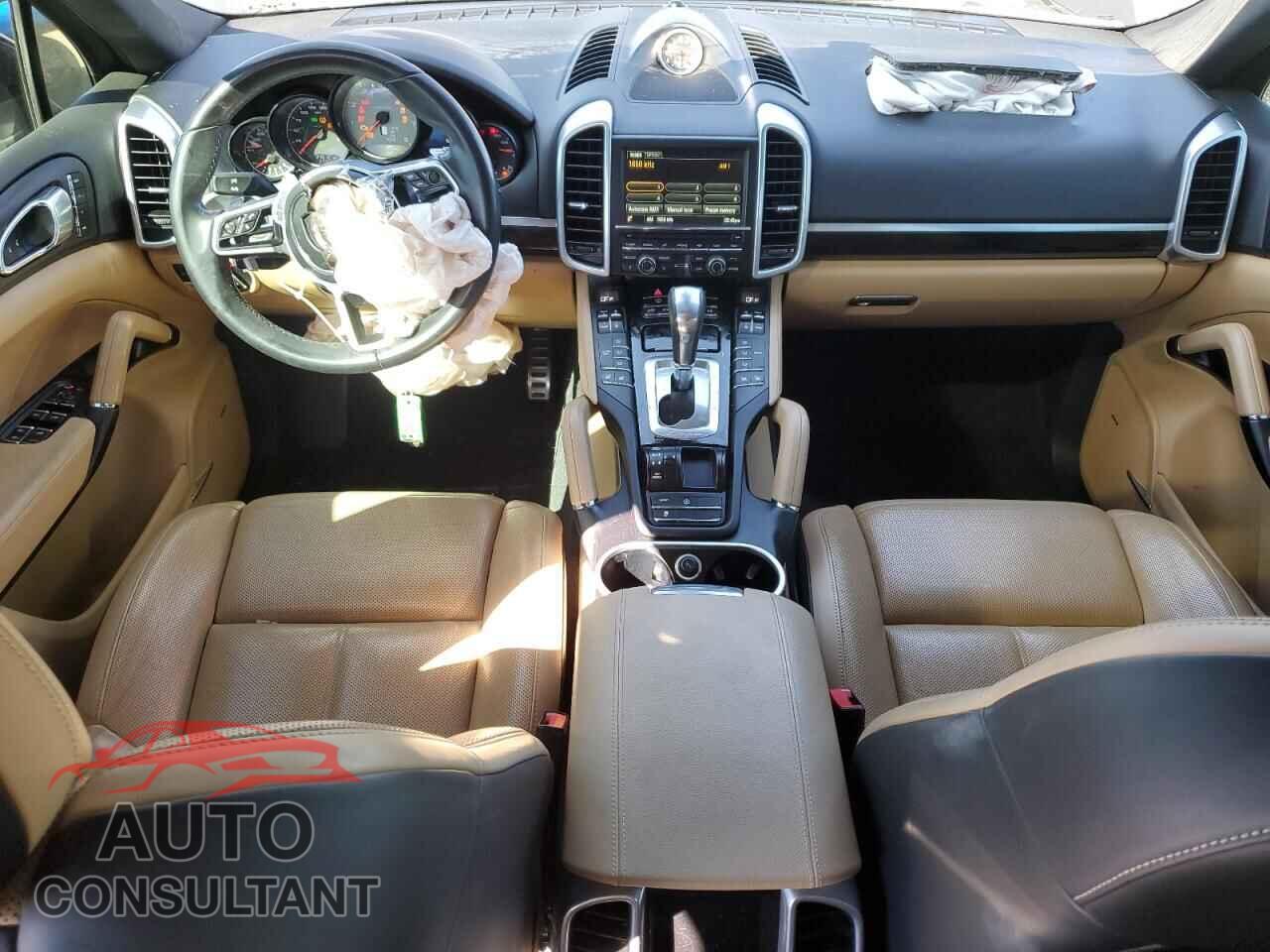 PORSCHE CAYENNE 2016 - WP1AB2A24GLA95261