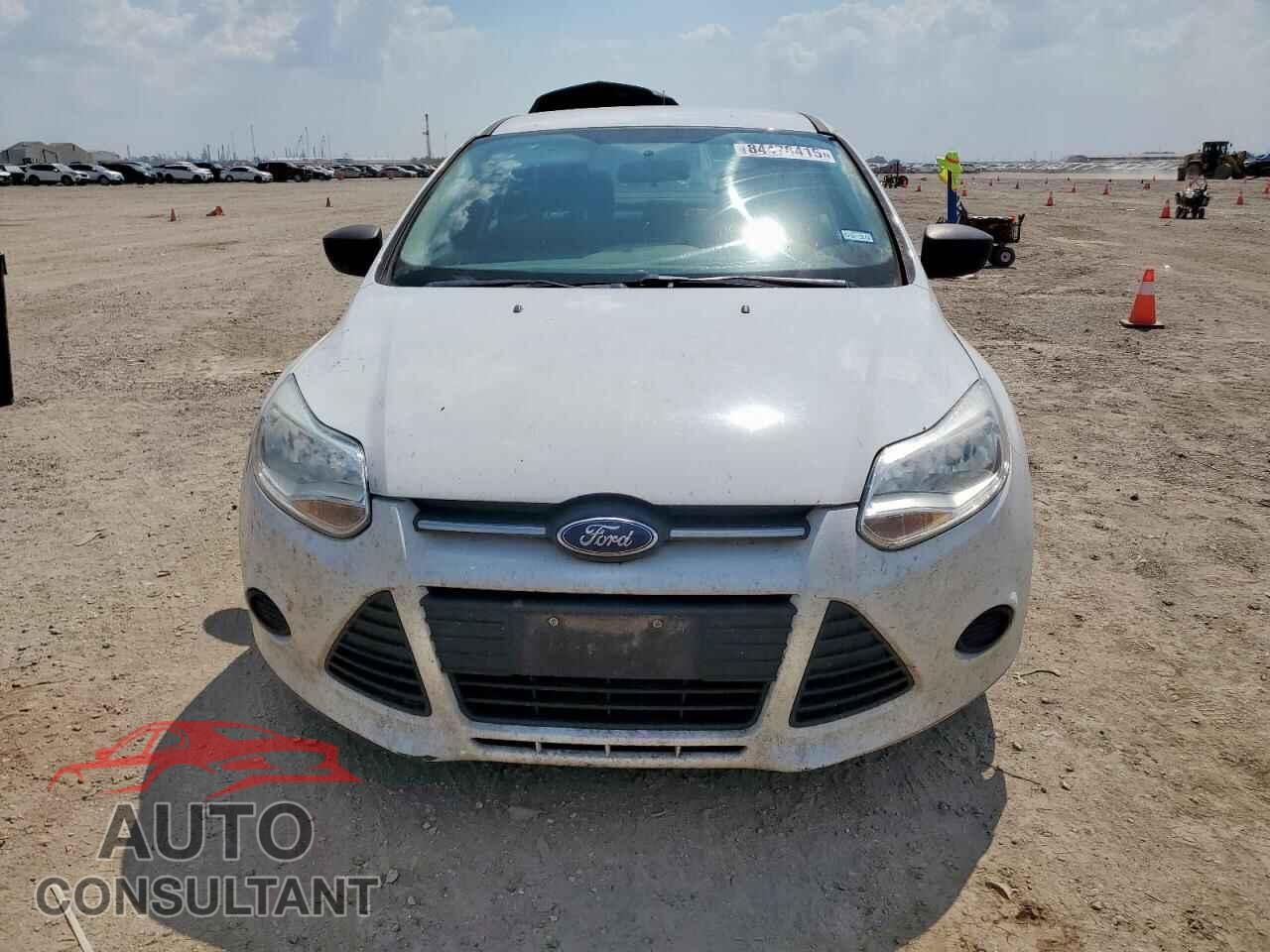 FORD FOCUS 2014 - 1FADP3E2XEL207970