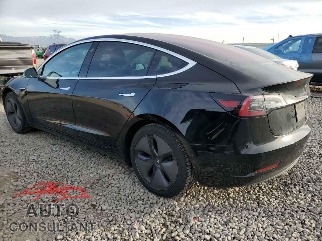 TESLA MODEL 3 2019 - 5YJ3E1EA9KF323652