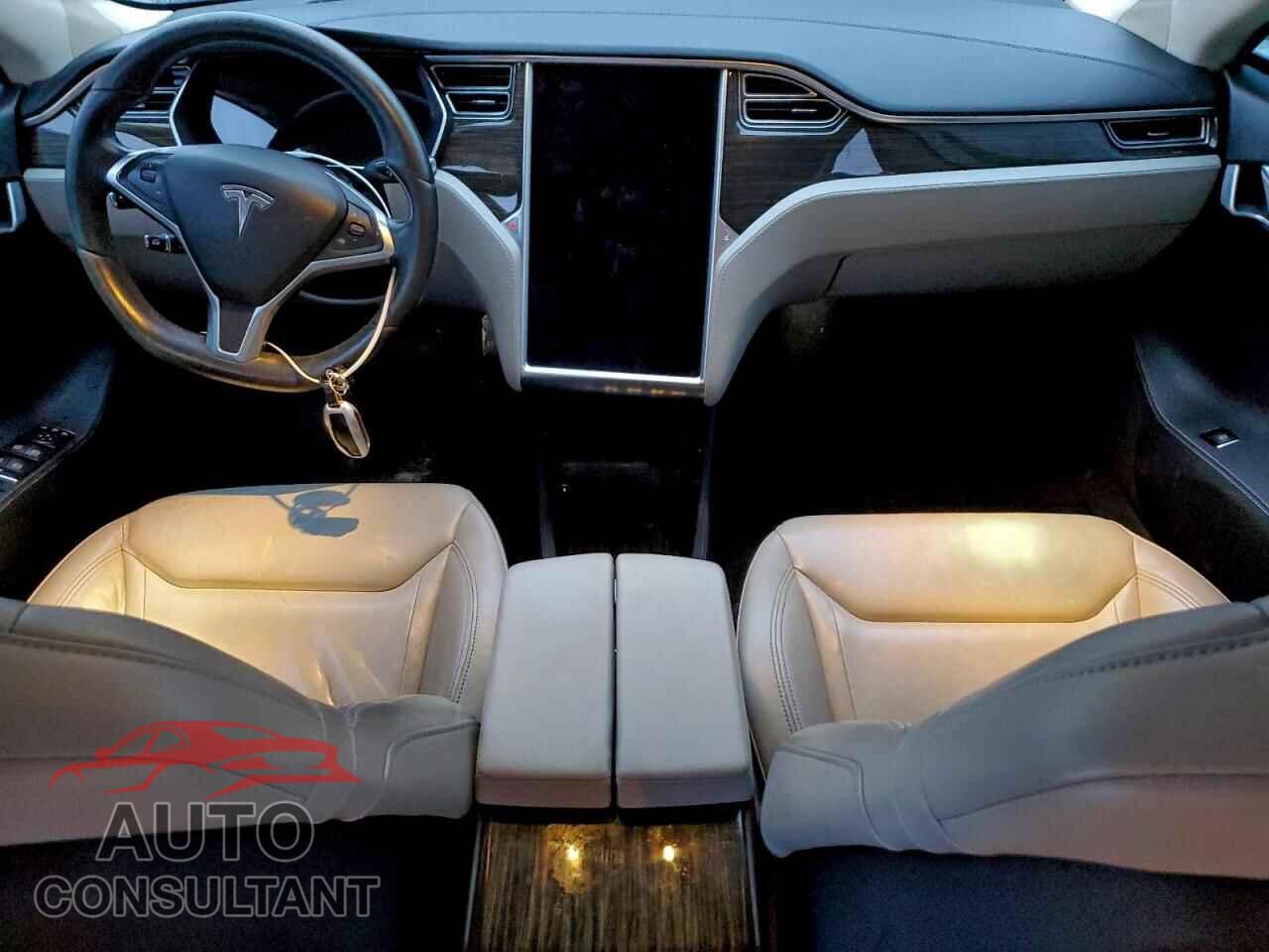 TESLA MODEL S 2015 - 5YJSA1S20FF082722