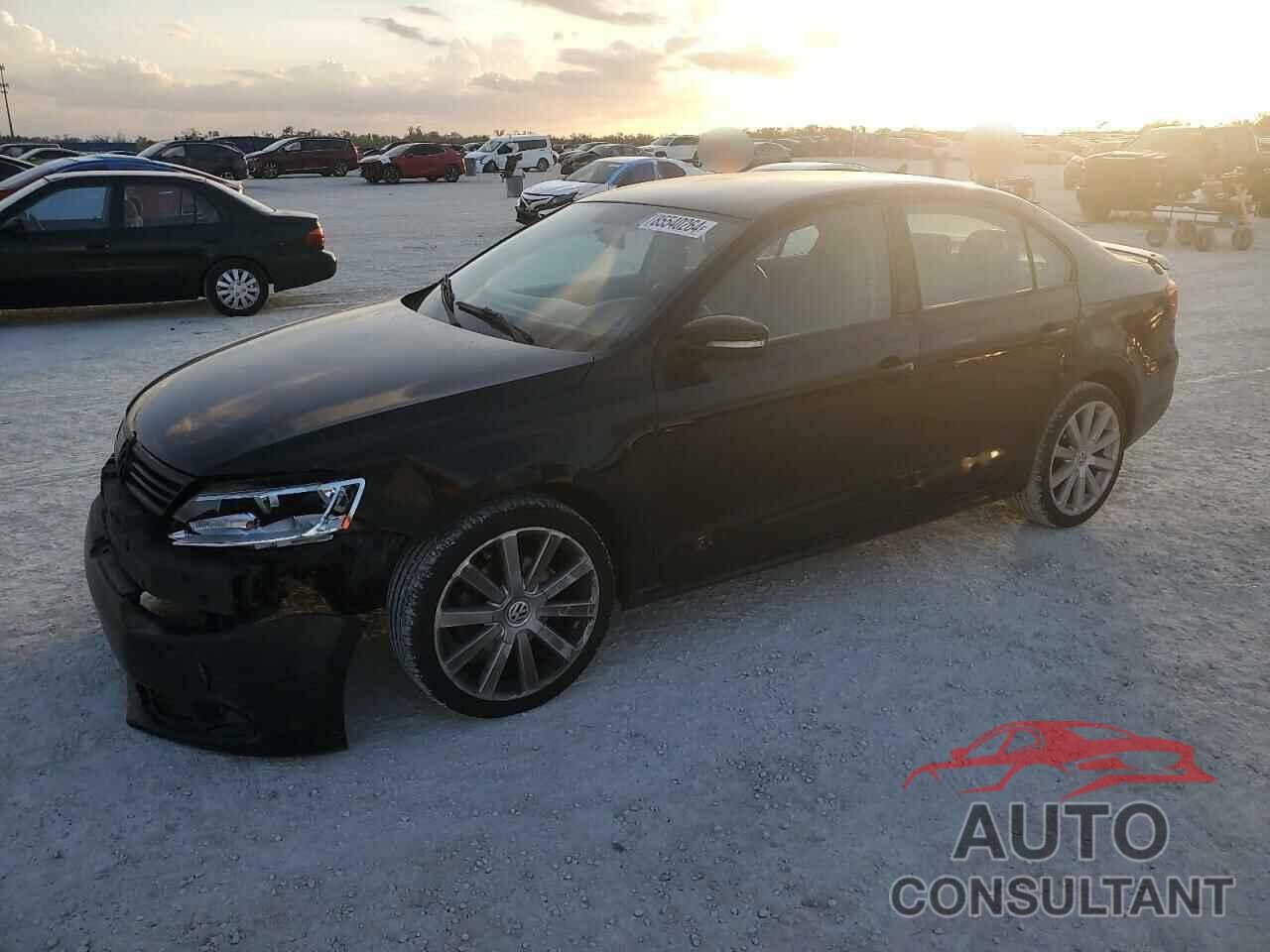 VOLKSWAGEN JETTA 2011 - 3VWDZ7AJ9BM372019