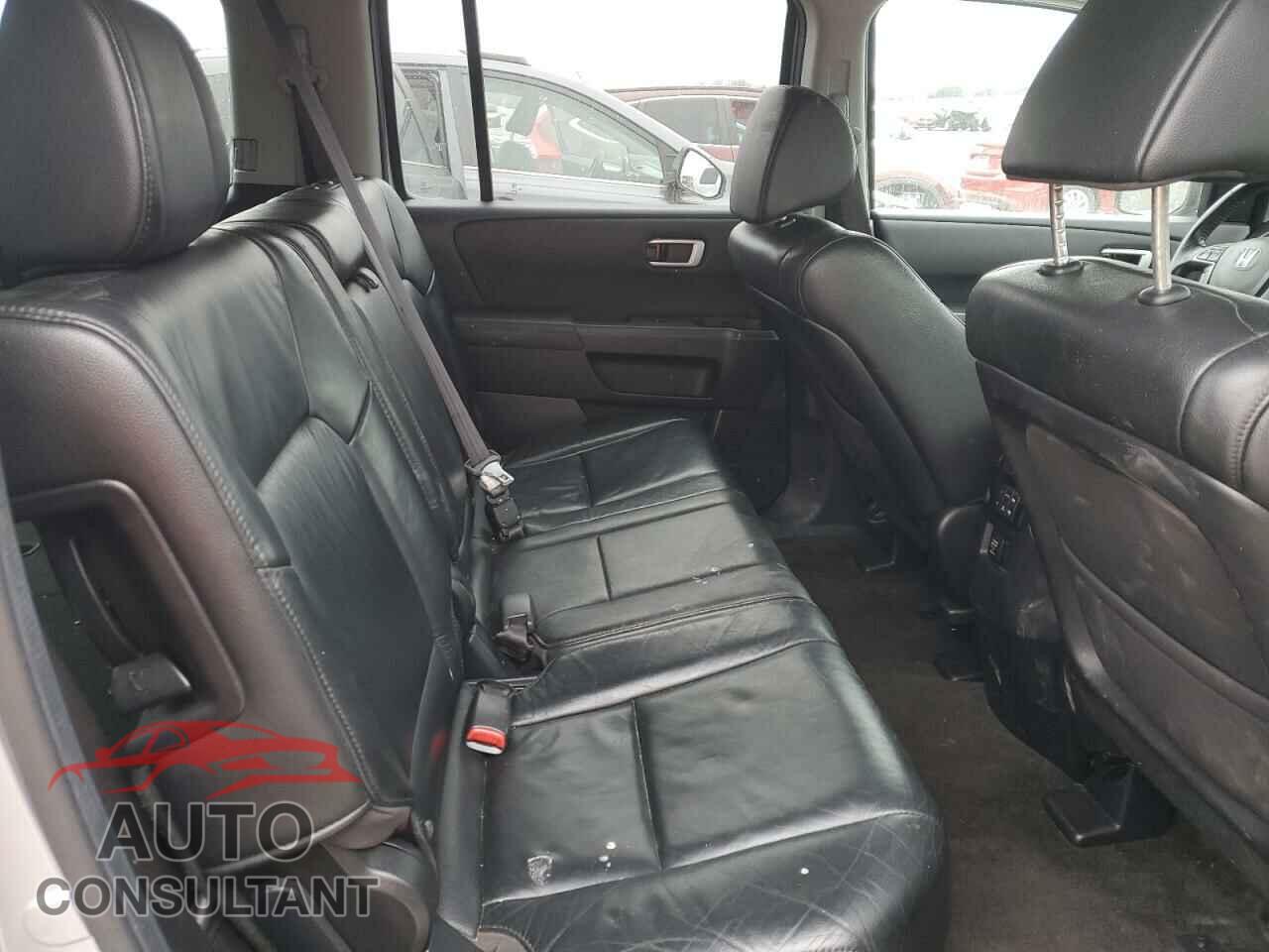 HONDA PILOT 2012 - 5FNYF3H55CB020575