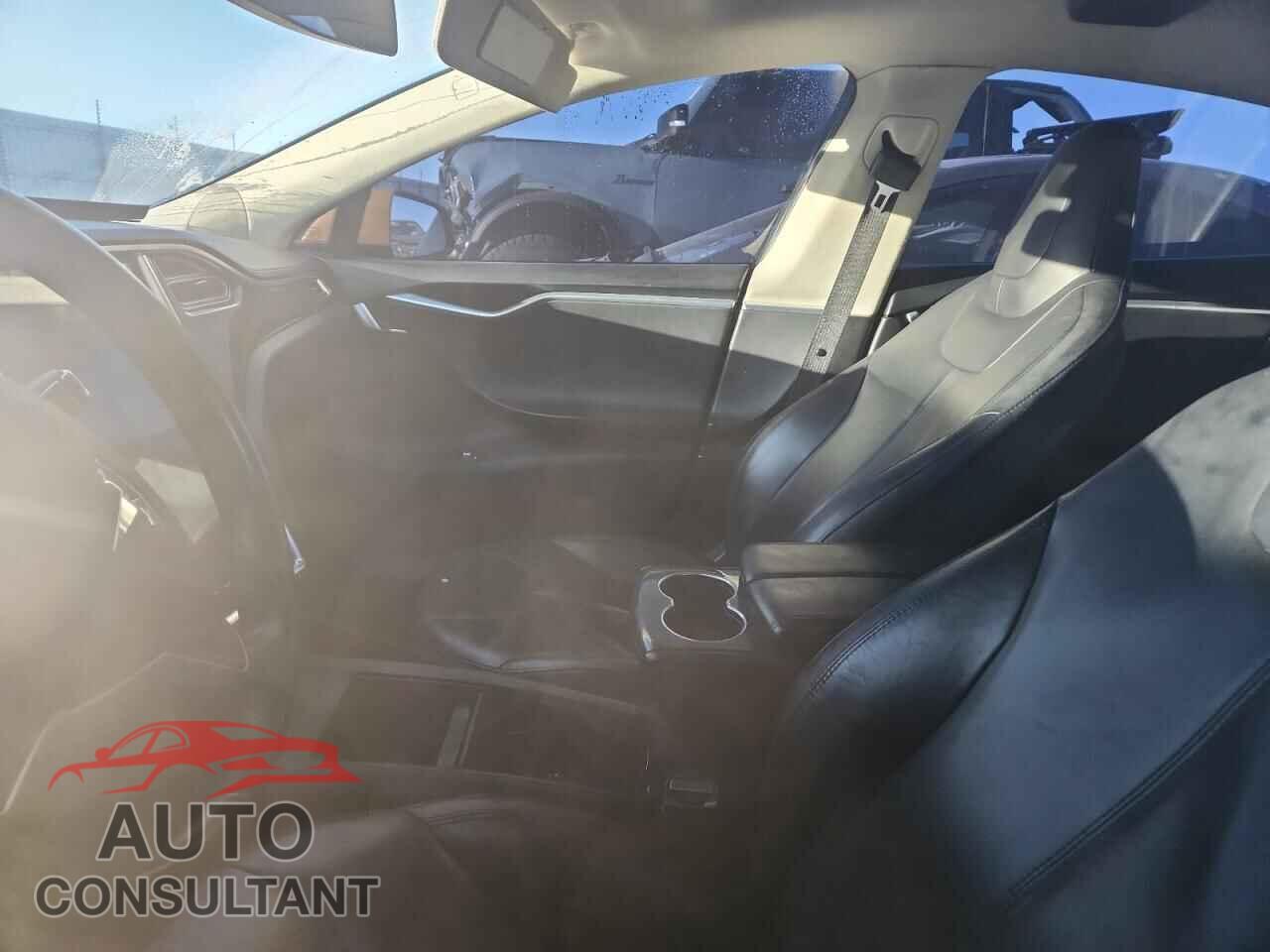 TESLA MODEL S 2014 - 5YJSA1H13EFP32298