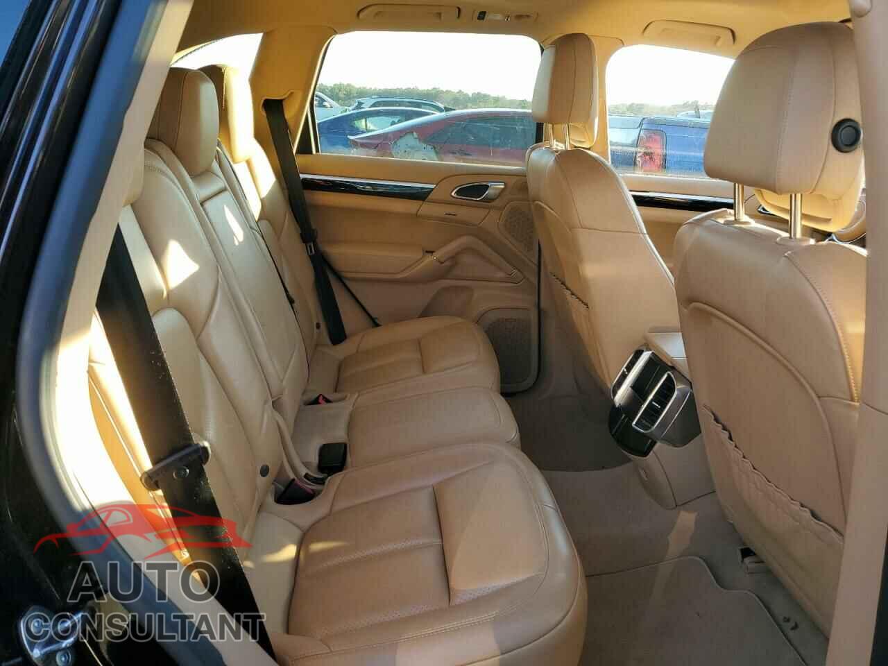 PORSCHE CAYENNE 2016 - WP1AA2A29GLA10420