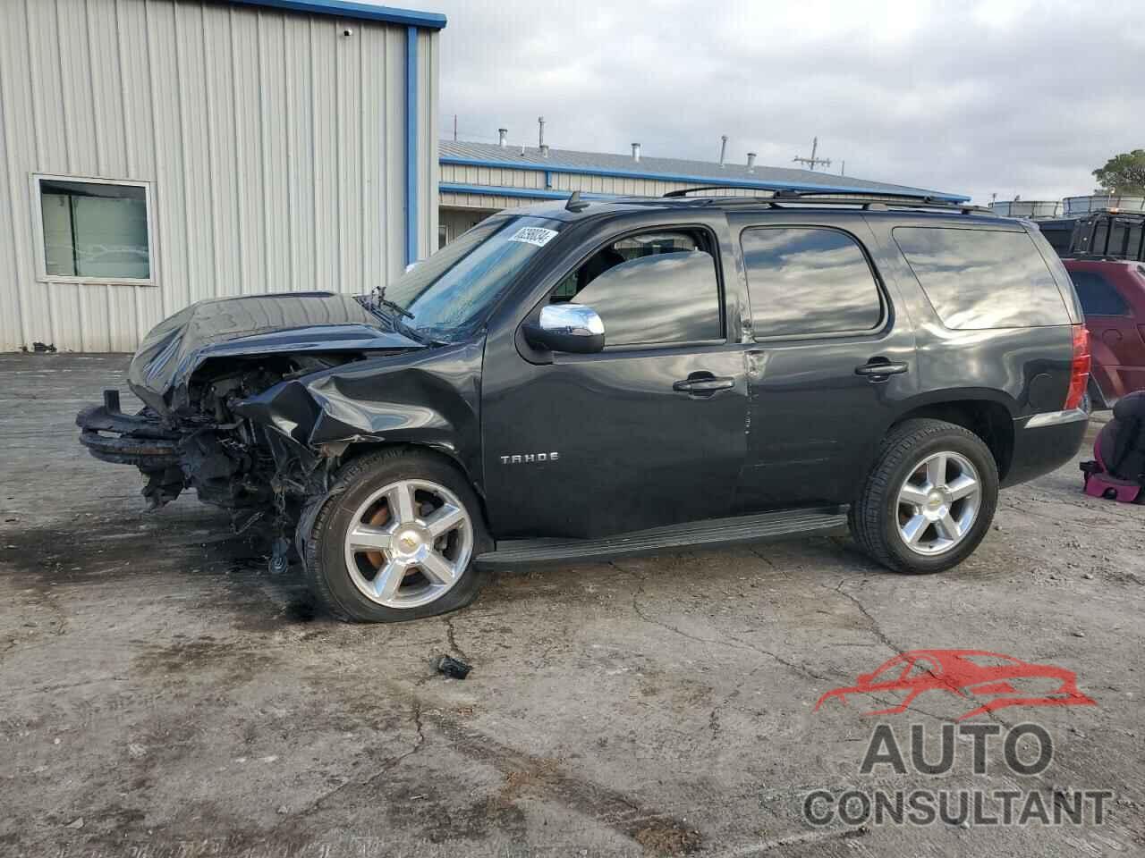 CHEVROLET TAHOE 2011 - 1GNSCBE03BR338843