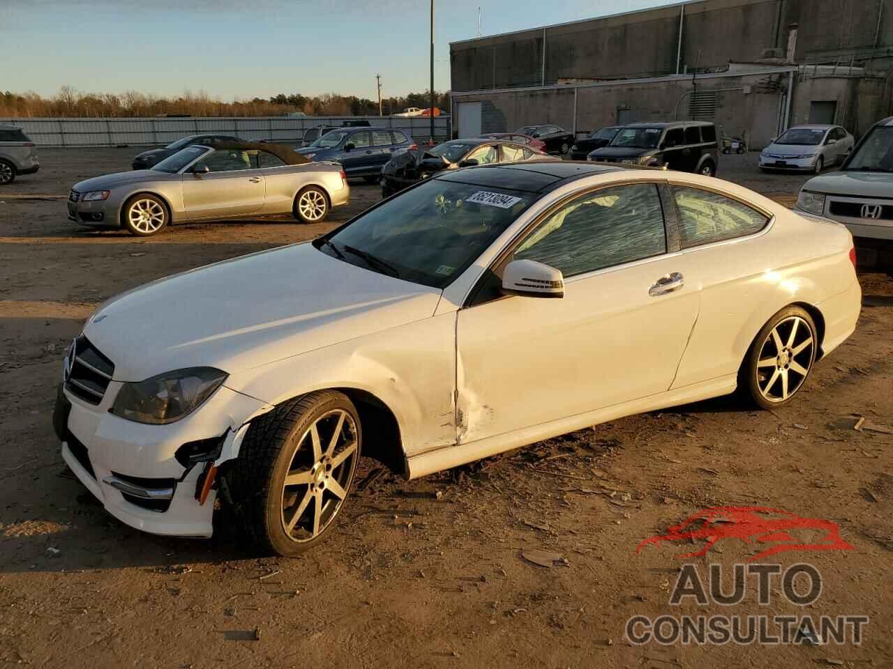 MERCEDES-BENZ C-CLASS 2015 - WDDGJ4HB8FG400533