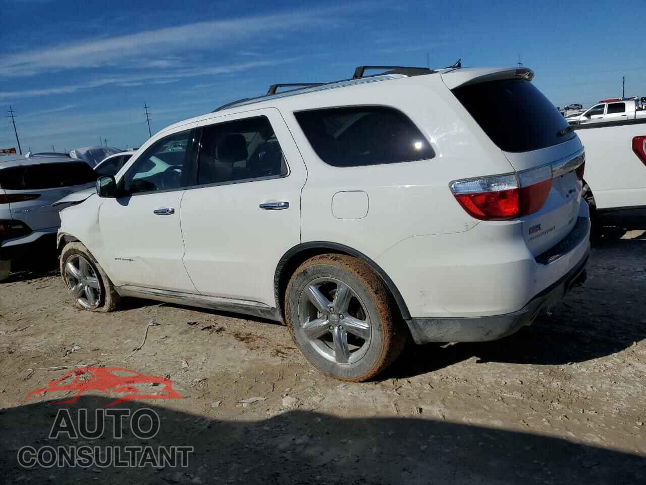 DODGE DURANGO 2013 - 1C4SDHET3DC680432