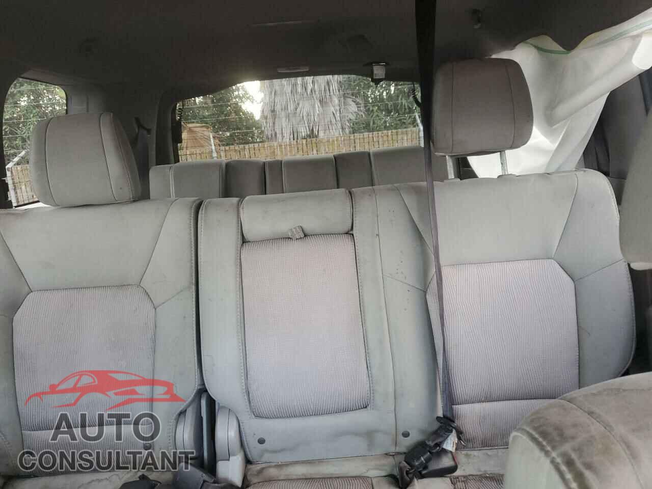 HONDA PILOT 2013 - 5FNYF4H47DB003341
