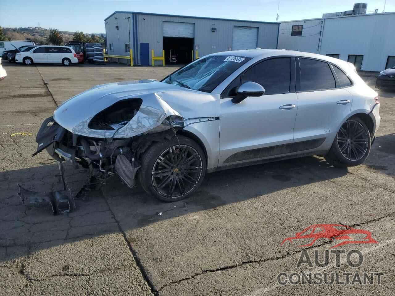 PORSCHE MACAN 2015 - WP1AB2A5XFLB56332