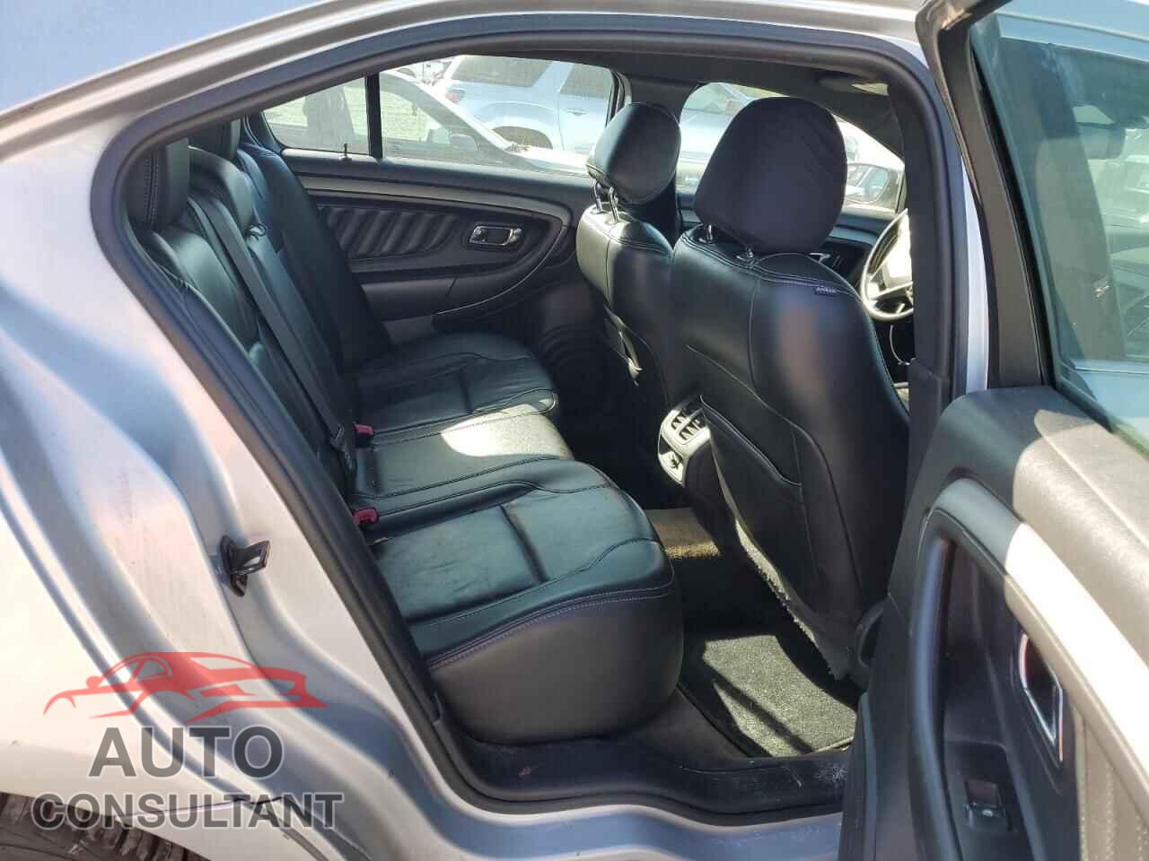FORD TAURUS 2013 - 1FAHP2E83DG215092