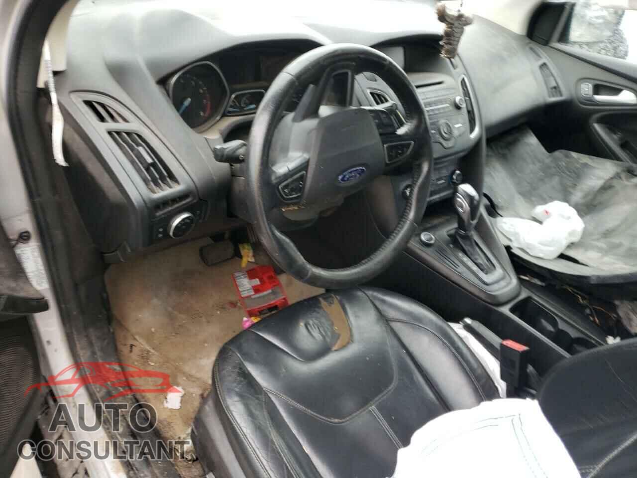 FORD FOCUS 2016 - 1FADP3K27GL302106
