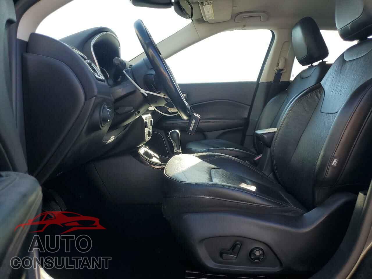 JEEP COMPASS 2021 - 3C4NJDCB5MT599655