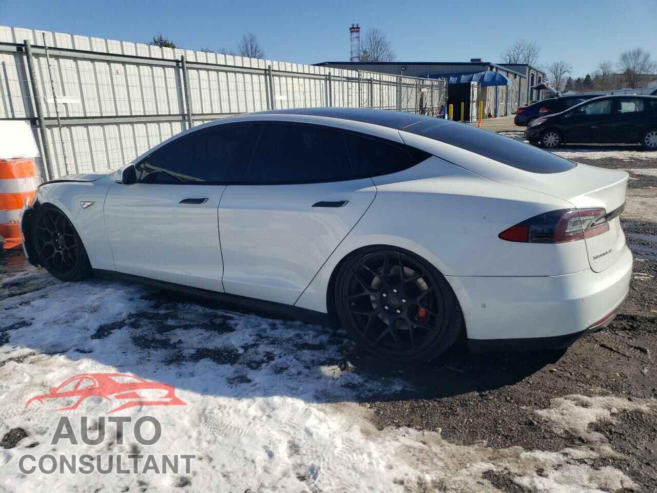 TESLA MODEL S 2014 - 5YJSA1H20EFP64800