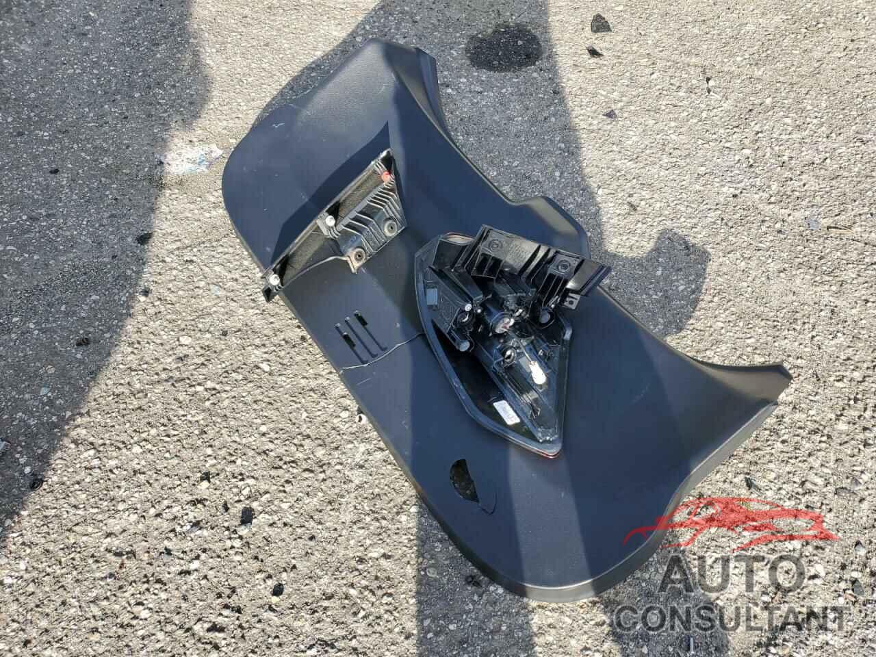 NISSAN ROGUE 2019 - 5N1AT2MV5KC735230