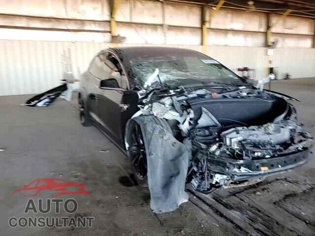 TESLA MODEL X 2016 - 5YJXCAE41GF006800