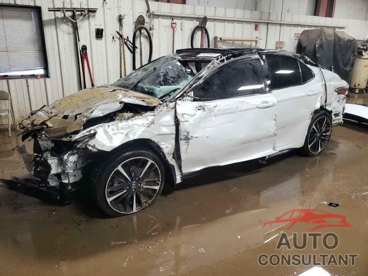 TOYOTA CAMRY 2019 - 4T1B61HK5KU254734