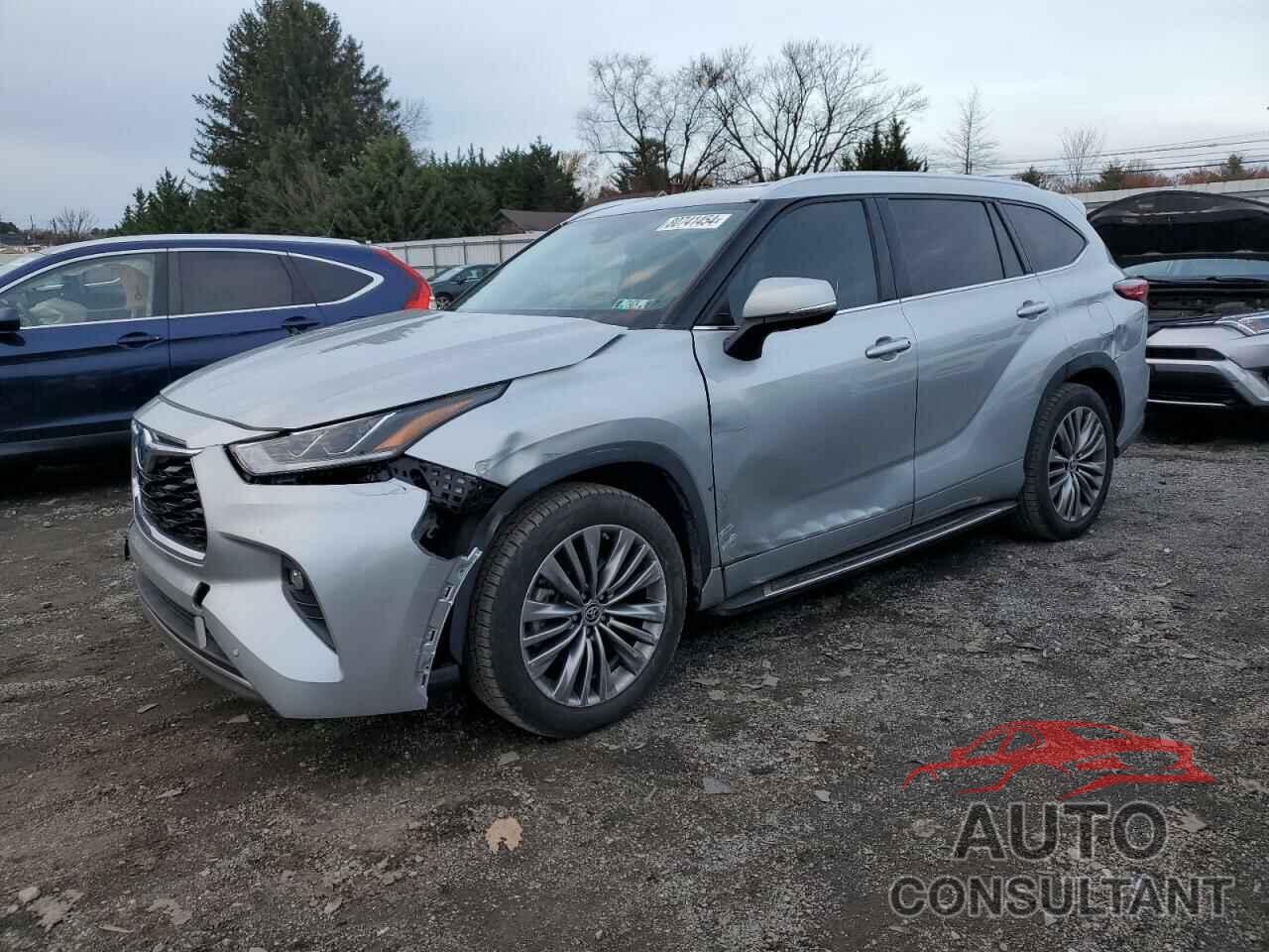 TOYOTA HIGHLANDER 2022 - 5TDFARAH0NS013786