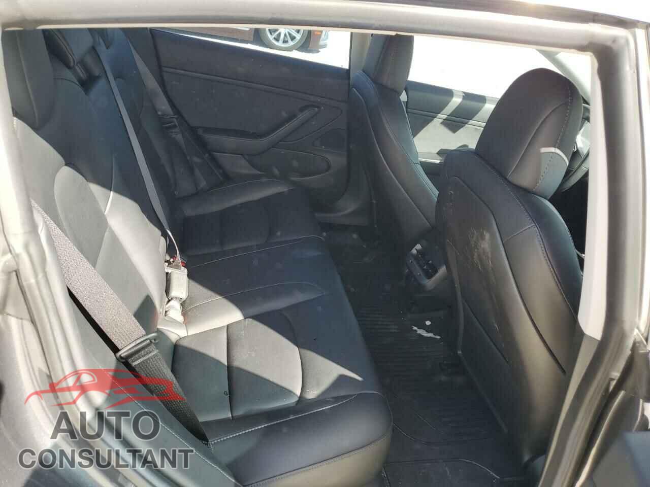 TESLA MODEL 3 2019 - 5YJ3E1EA0KF476016