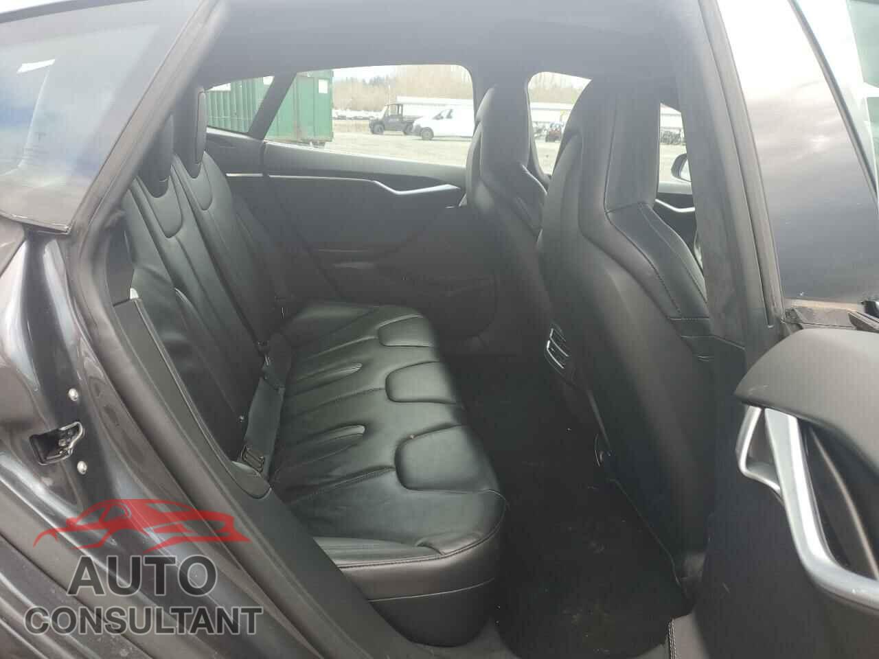 TESLA MODEL S 2016 - 5YJSA1E43GF136321