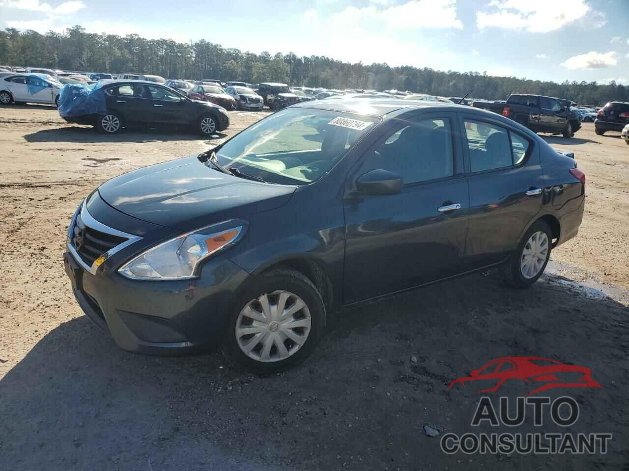 NISSAN VERSA 2017 - 3N1CN7AP3HL871320
