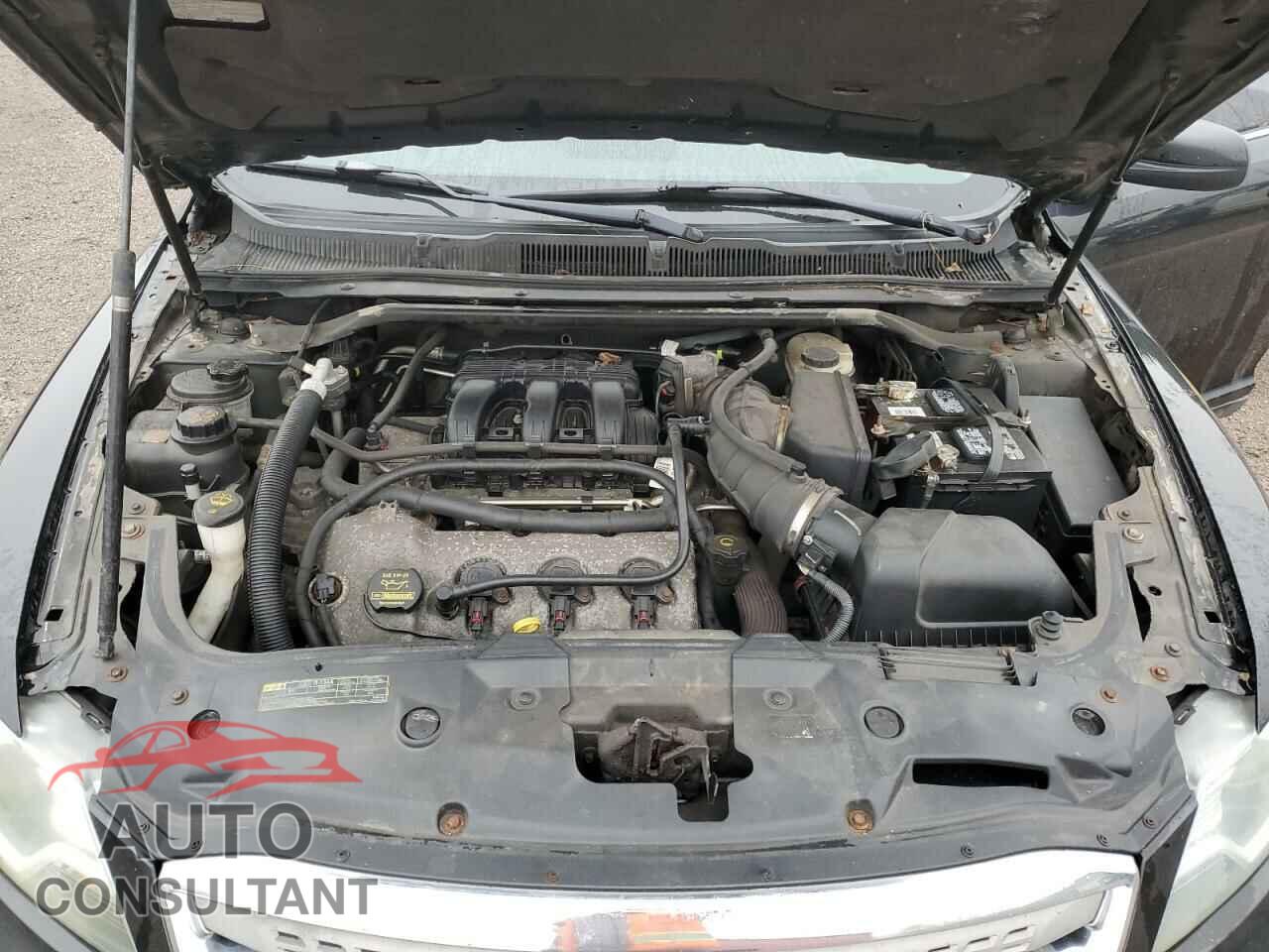 FORD TAURUS 2010 - 1FAHP2EW2AG124311