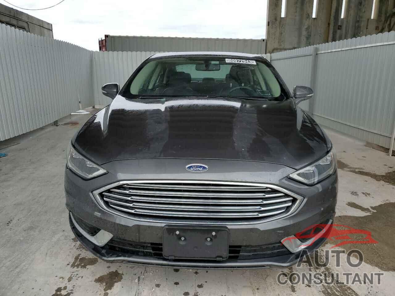 FORD FUSION 2018 - 3FA6P0H9XJR188719