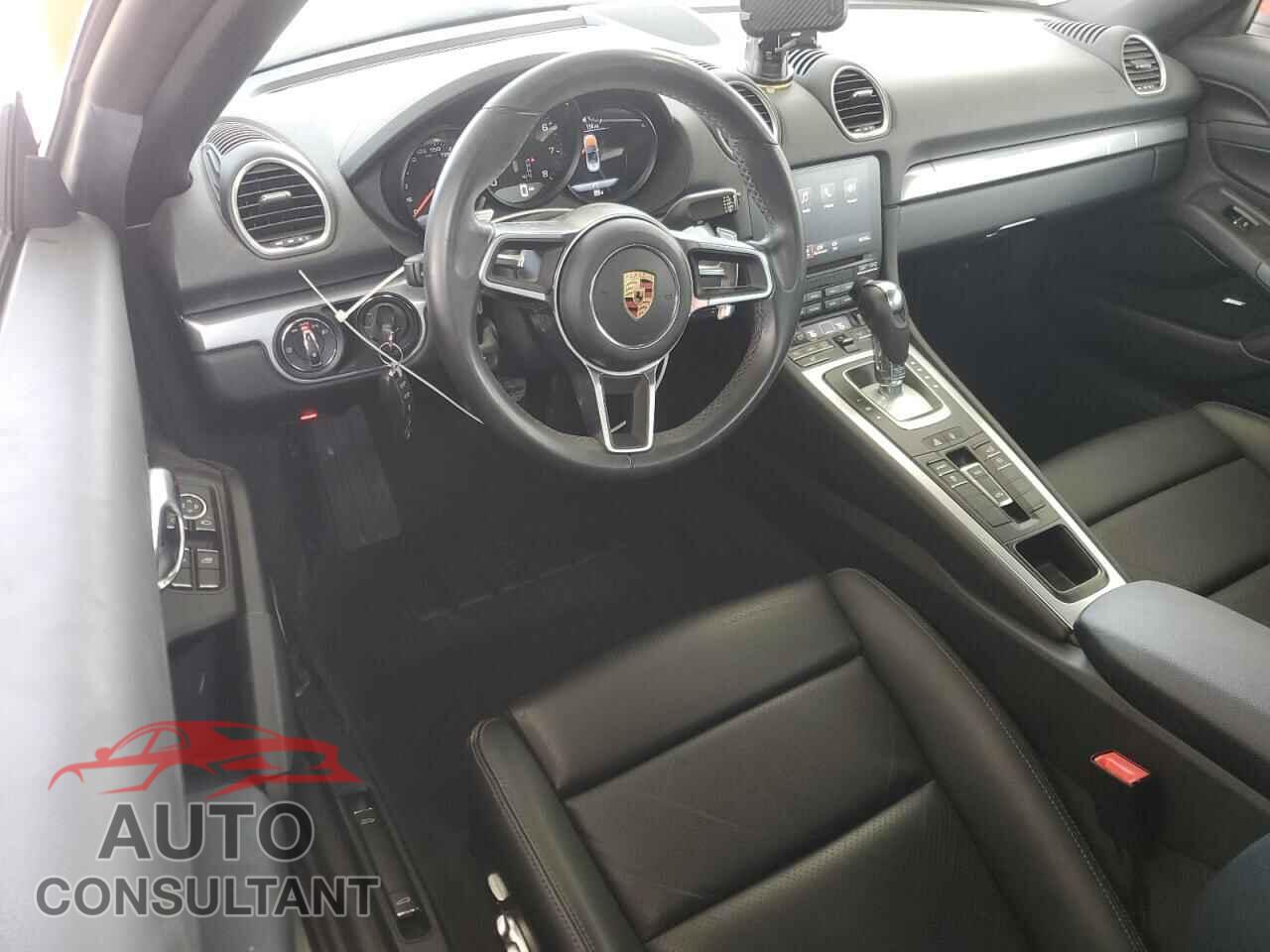 PORSCHE BOXSTER 2018 - WP0CA2A89JS210998