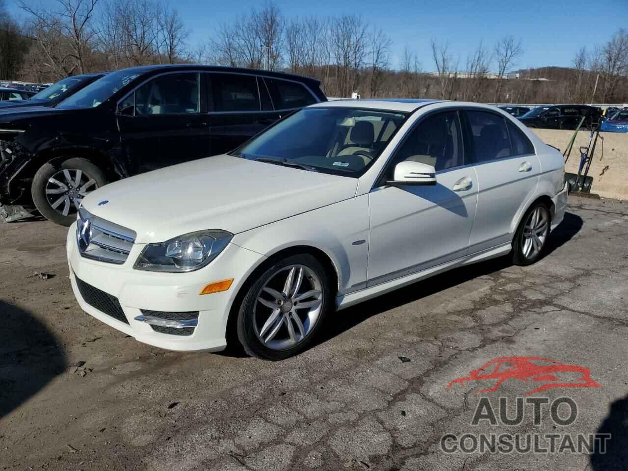 MERCEDES-BENZ C-CLASS 2012 - WDDGF4HB0CR231769