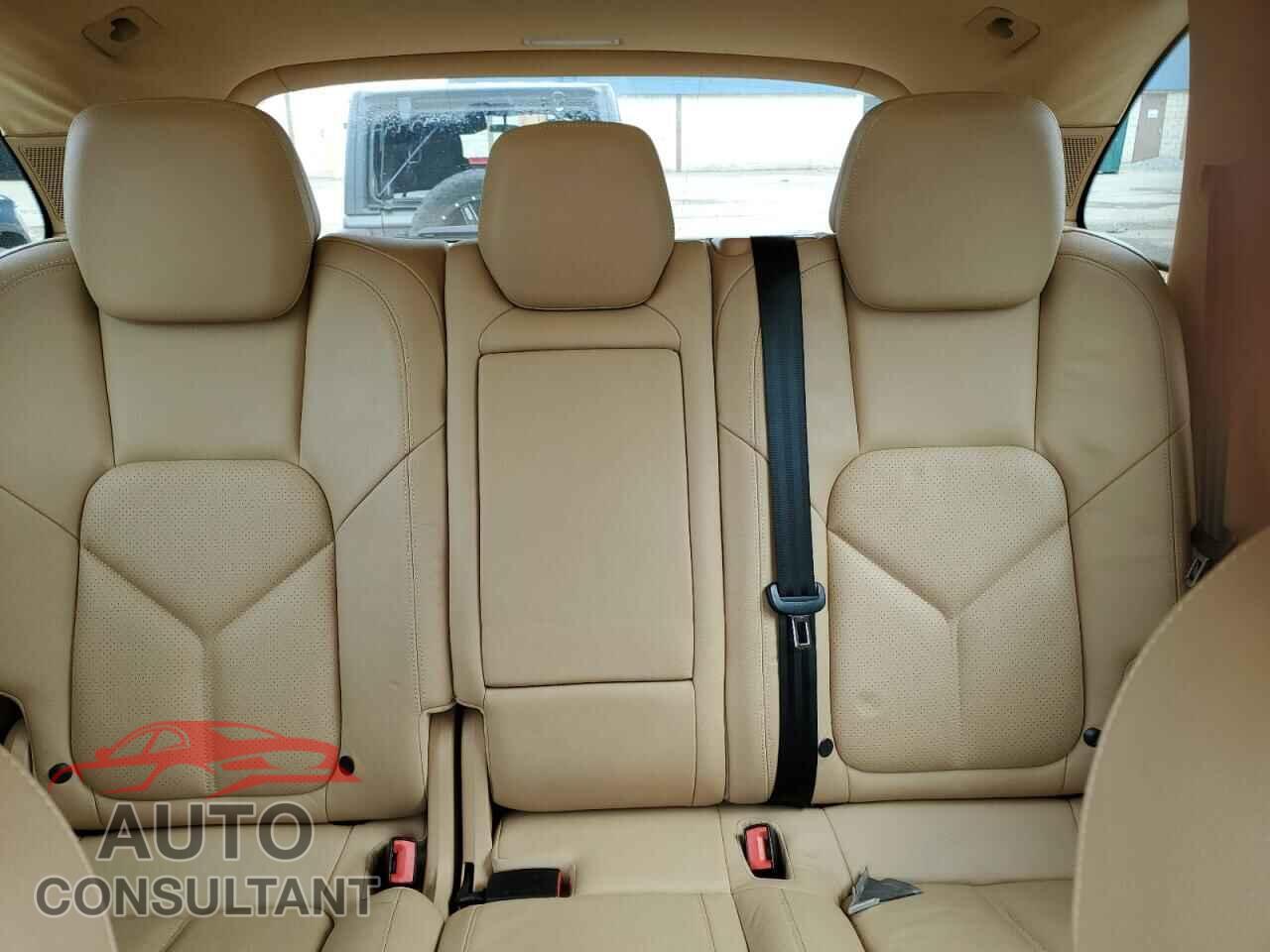 PORSCHE CAYENNE 2012 - WP1AA2A25CLA10649