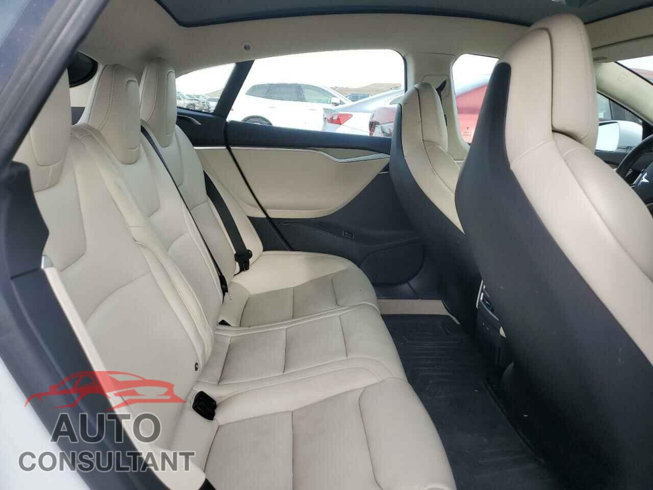 TESLA MODEL S 2018 - 5YJSA1E22JF246315