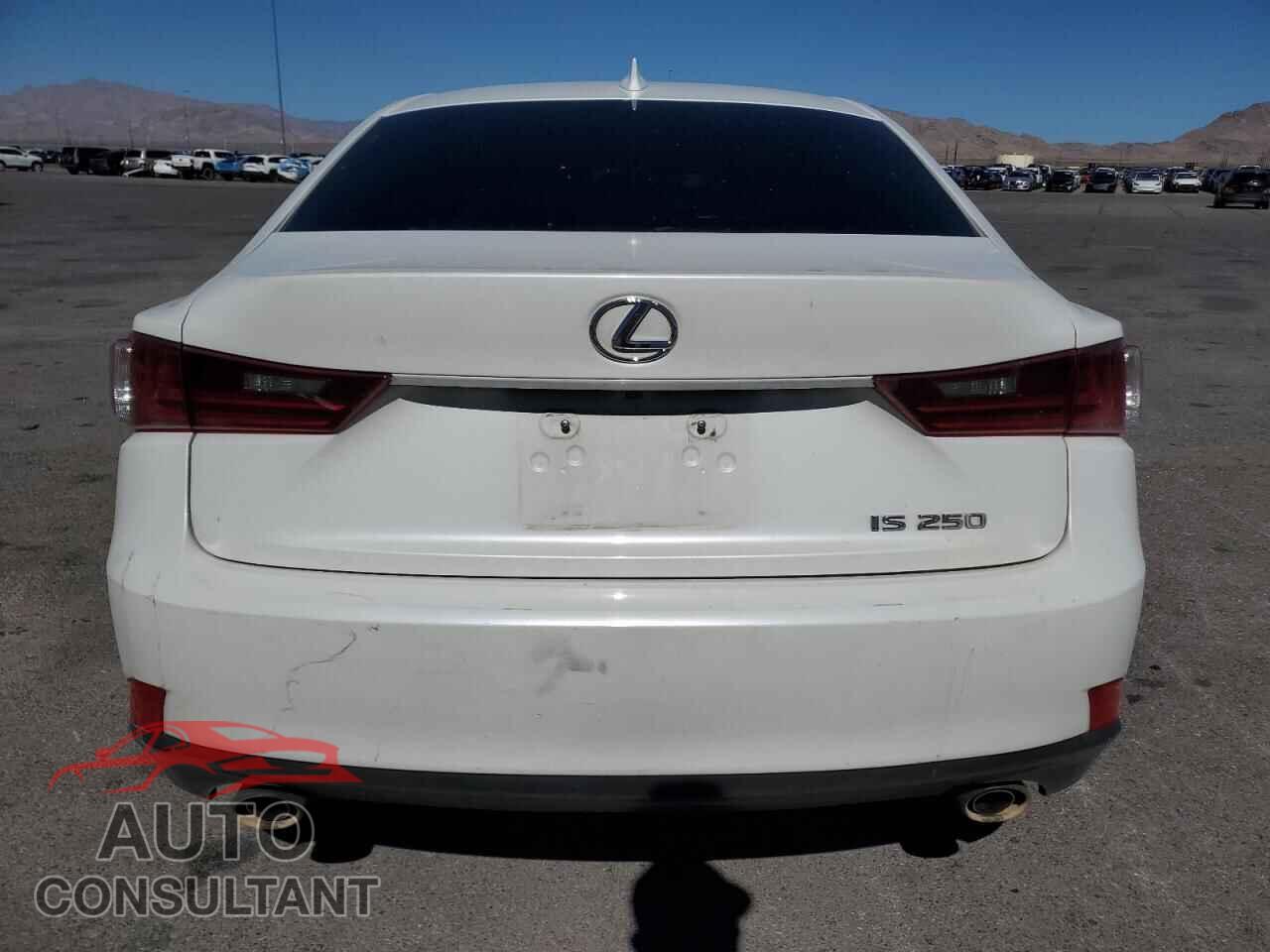 LEXUS IS 2014 - JTHBF1D23E5033480