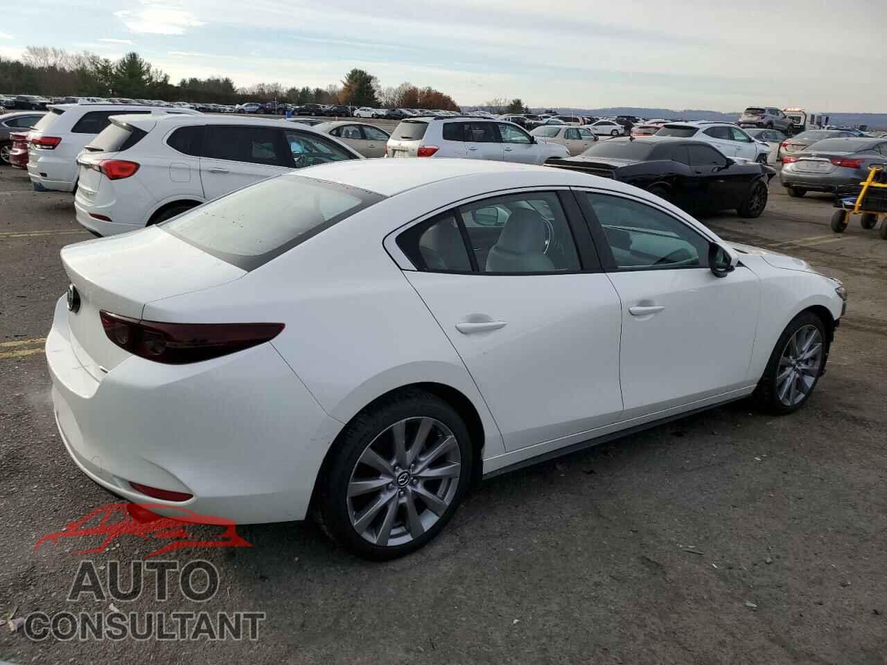 MAZDA 3 2019 - JM1BPACL2K1112084