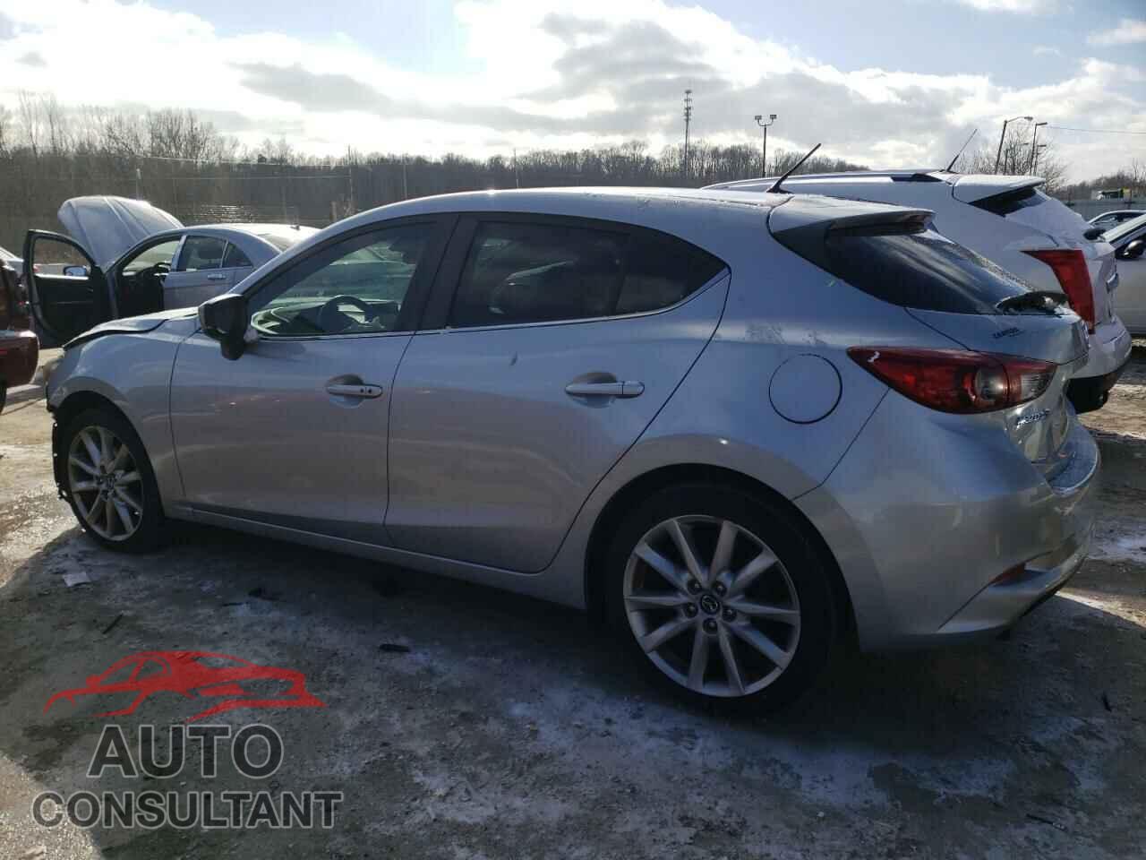 MAZDA 3 2017 - 3MZBN1L33HM155802
