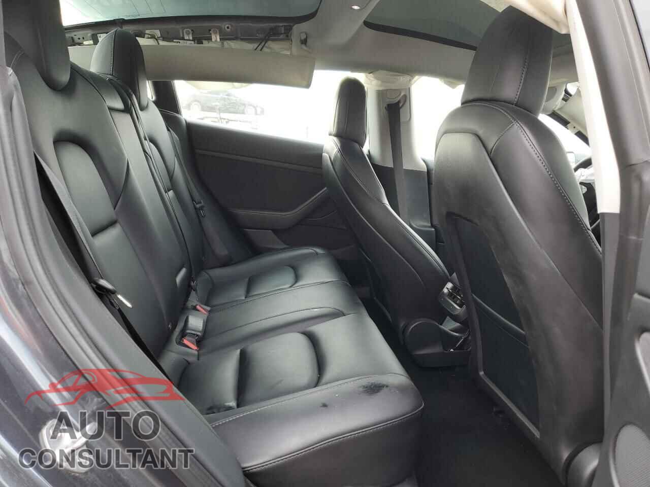 TESLA MODEL 3 2022 - 5YJ3E1EB0NF199459