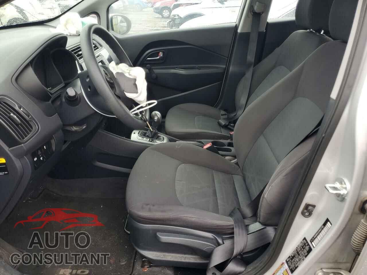 KIA RIO 2017 - KNADM5A32H6027783