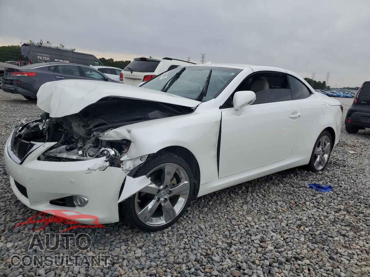 LEXUS IS 2011 - JTHFF2C20B2518472