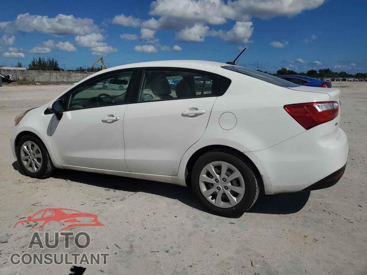 KIA RIO 2014 - KNADM4A37E6413475