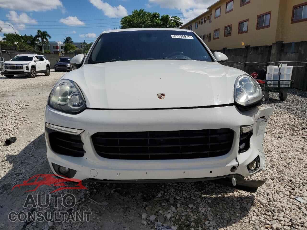 PORSCHE CAYENNE 2016 - WP1AA2A25GLA11466