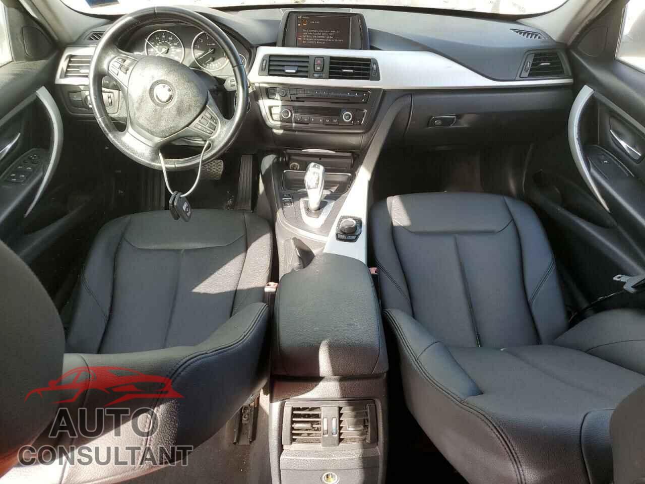 BMW 3 SERIES 2013 - WBA3C1C57DF441187