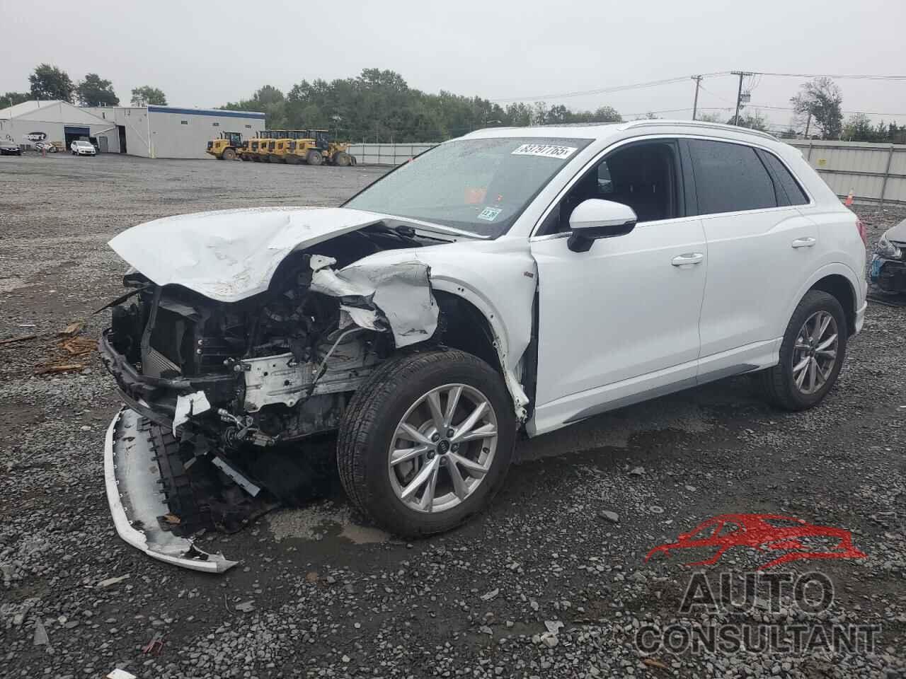 AUDI Q3 2021 - WA1EECF36M1121619