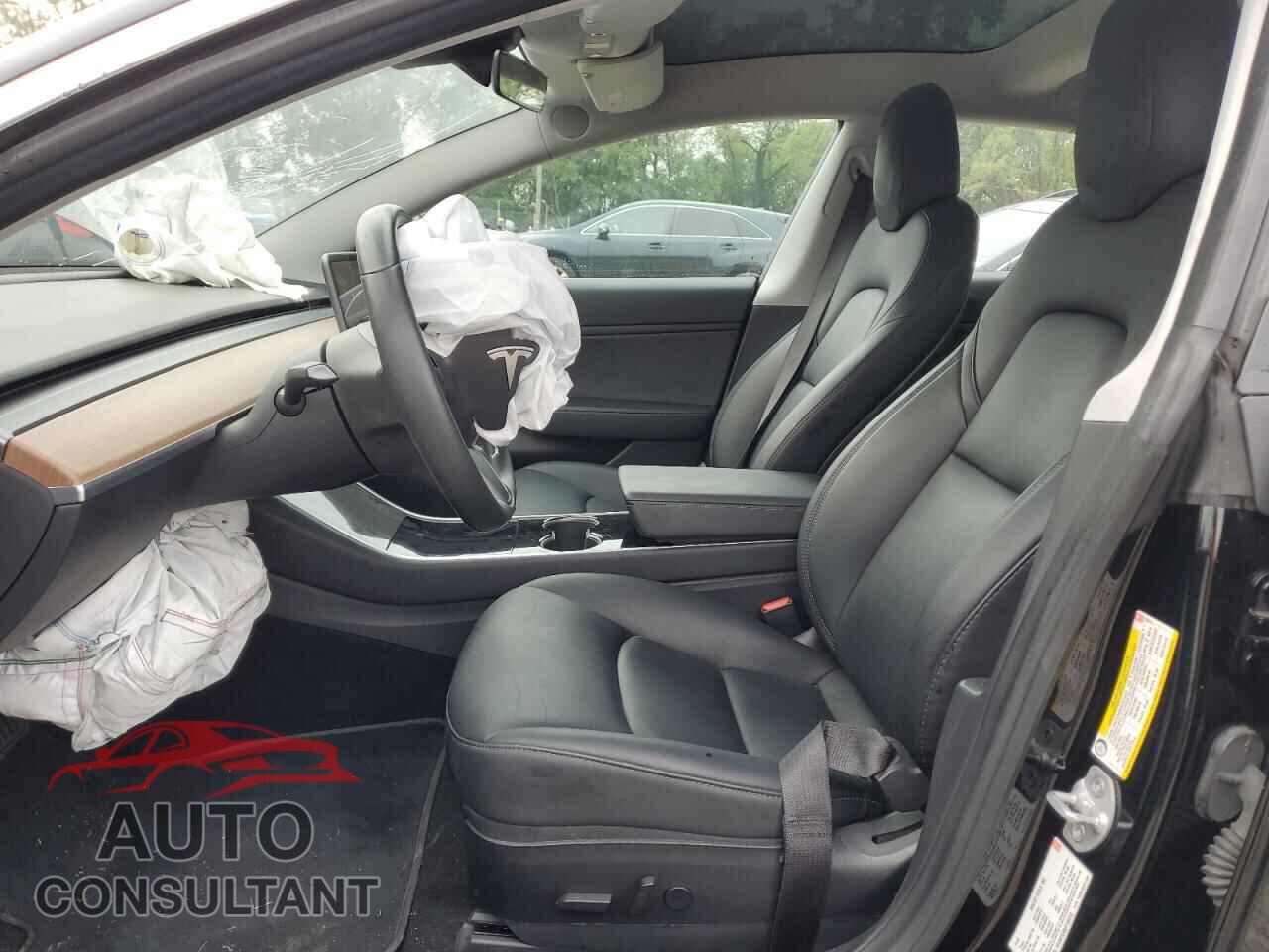 TESLA MODEL 3 2018 - 5YJ3E1EA8JF156313