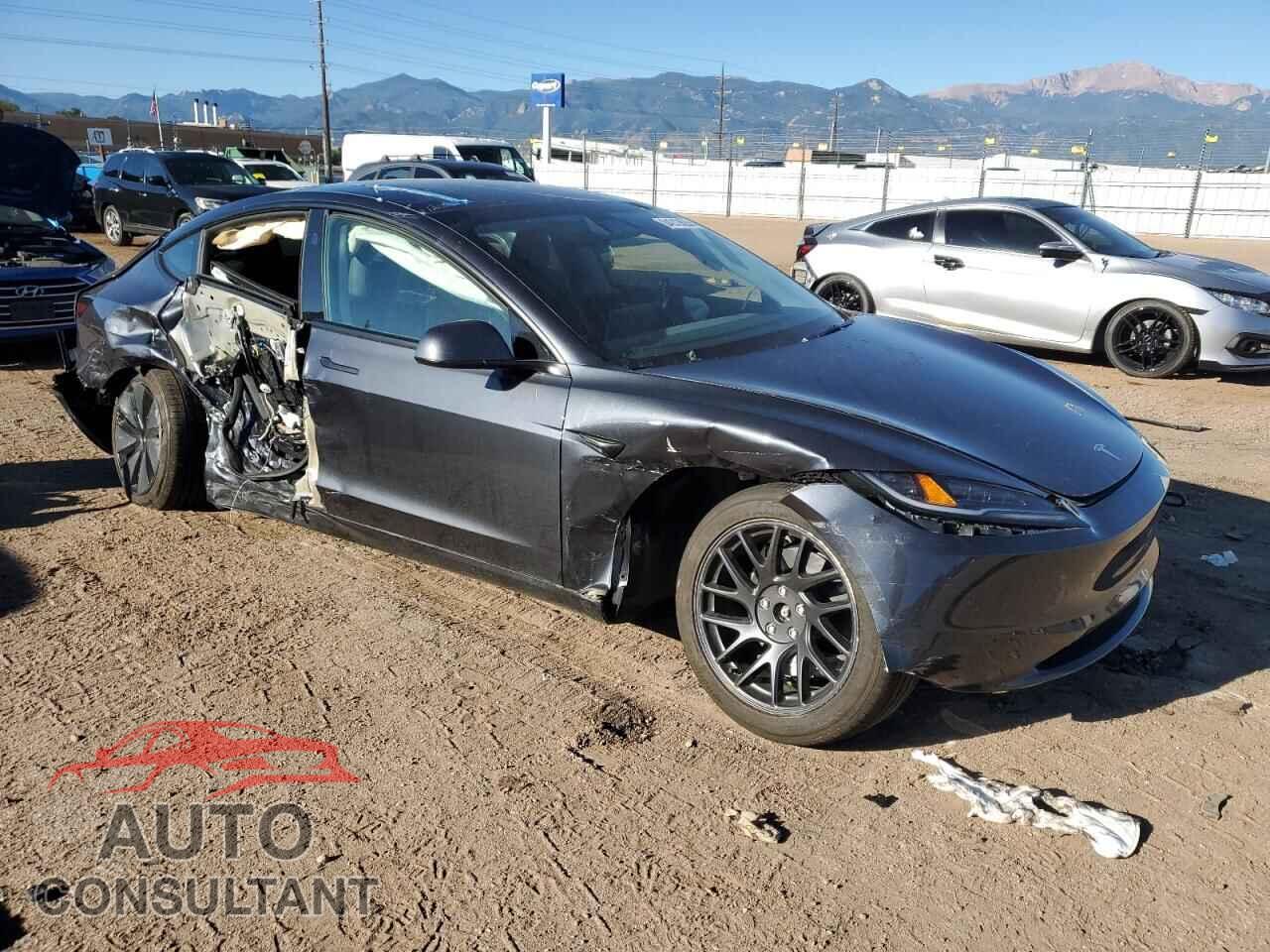 TESLA MODEL 3 2025 - 5YJ3E1EB3SF926749