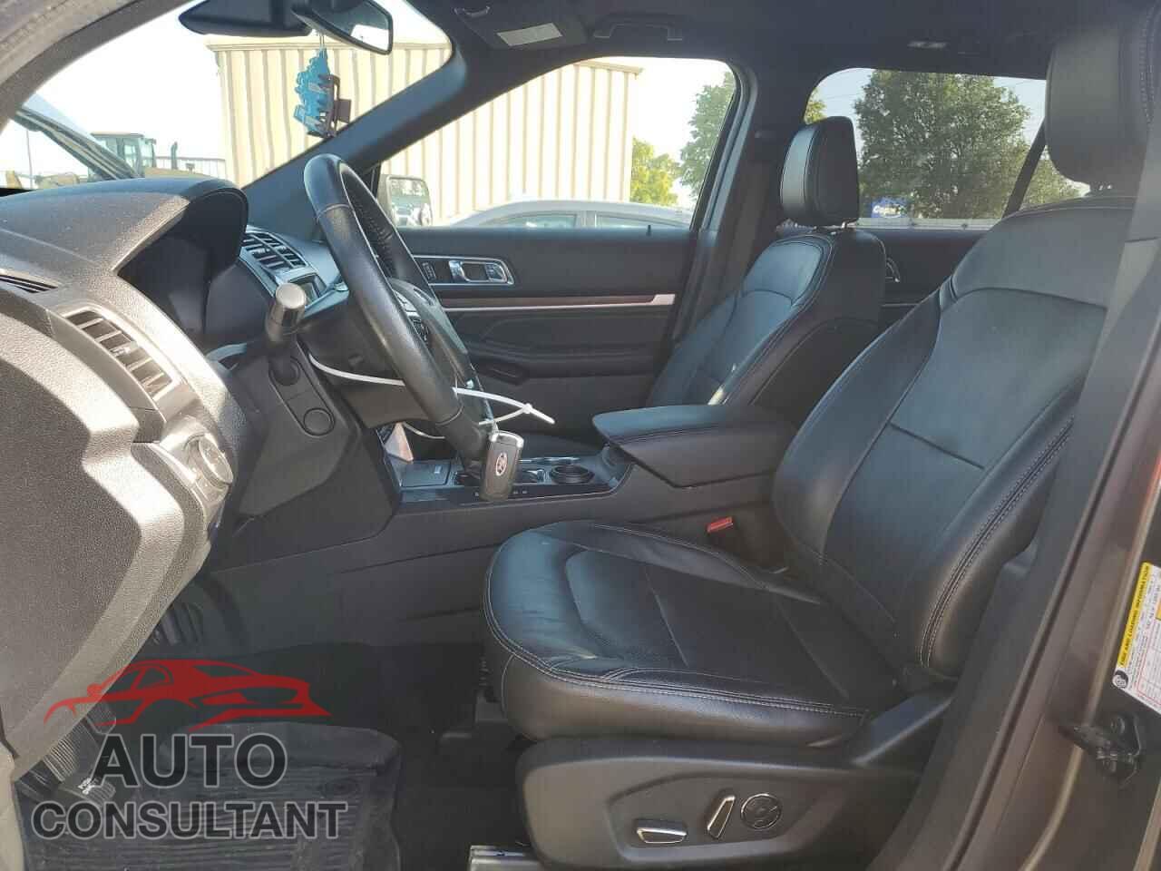 FORD EXPLORER 2018 - 1FM5K7FH9JGB41322