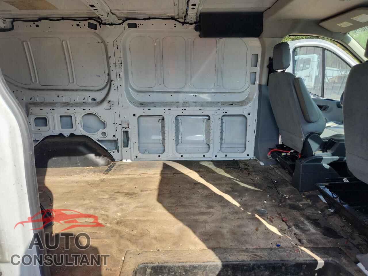 FORD TRANSIT 2015 - 1FTNR1ZM4FKB04236